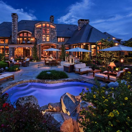 Outdoor Pool Lighting on Luxury Home